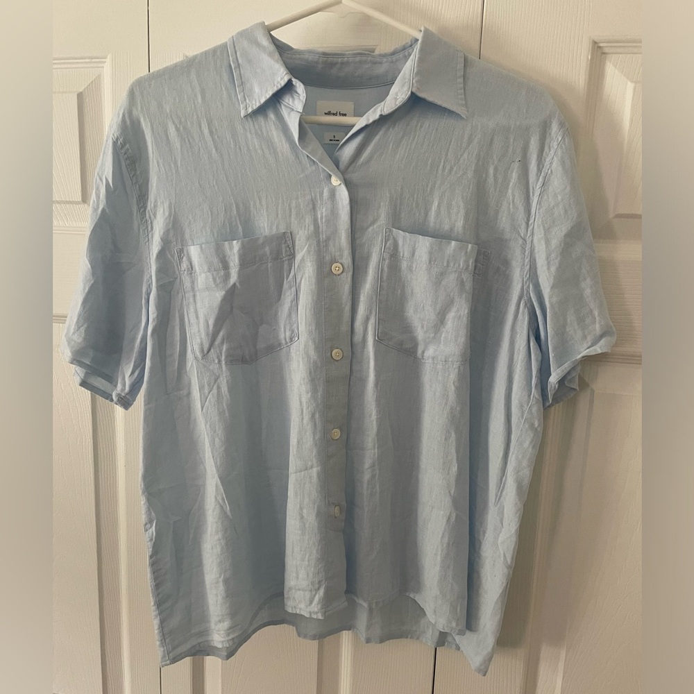 Wilfred Free light blue short sleeve button up blouse- SZ Small